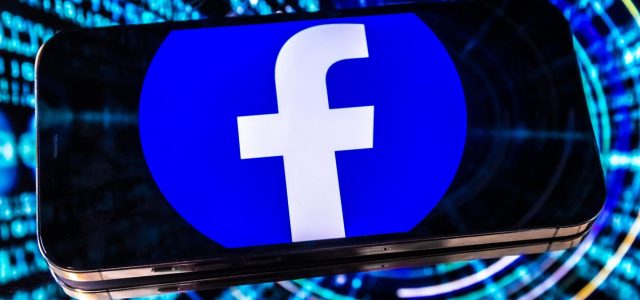Facebook accidentally blocks own page during Australian news takedown