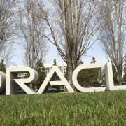 Oracle offers free cloud migration to lure new customers