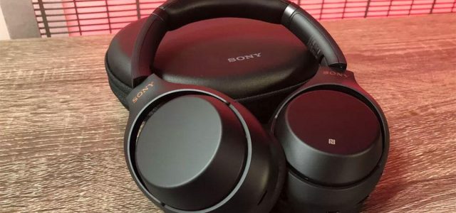 Get Sony’s excellent $350 WH-1000XM3 noise-canceling headphone for $180