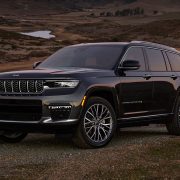 2022 Jeep Grand Cherokee Slapped With a Stop Sale Order Over Bricking Issue