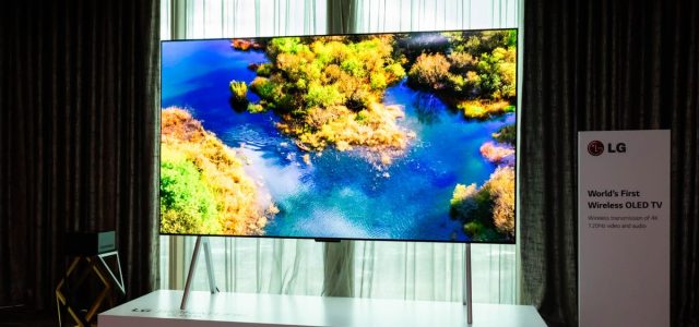 LG’s Wireless 97-Inch OLED TV Is Full of Surprises