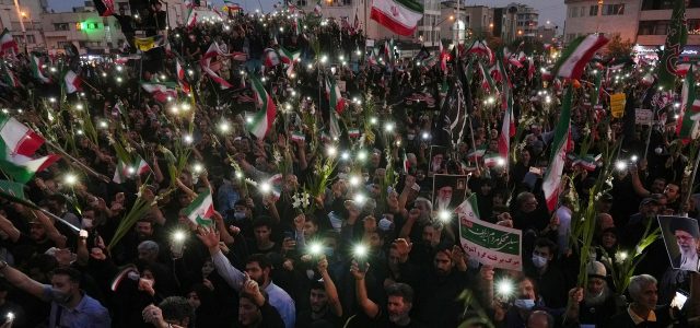 The Messy US Influence That’s Helping Iranians Stay Online