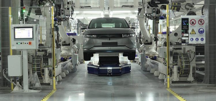 I Visited Hyundai’s AI-powered Robo-Factory That Builds AI-Powered Robotaxis