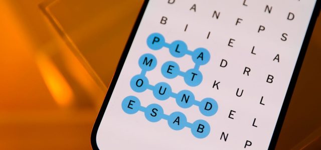 Today’s NYT Strands Hints, Answer and Help for June 25, #114