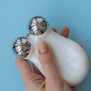 Microcurrent Devices: Effectiveness, Tips for Use and Are They Worth the Money? We Asked Skin Experts