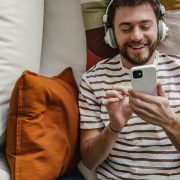 Best Mental Health Apps of 2025: Expert Picks for Stress Awareness Month