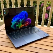 I Tested the HP EliteBook Ultra G1i. Its Deluxe Design and Features Are Perfect for On-the-Go Execs