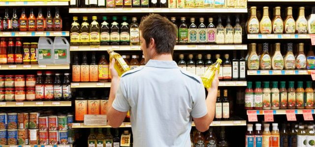 You’re About to Ruin Thanksgiving Dinner With the Wrong Cooking Oil