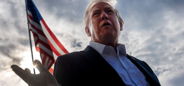 Federal Workers Are Being Told to Blame Democrats for the Shutdown