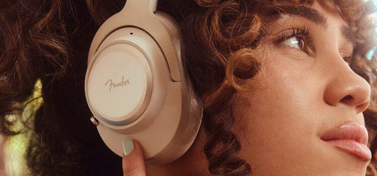 Fender Offers Up Its First Wireless Headphones, With Emphasis on Battery Life