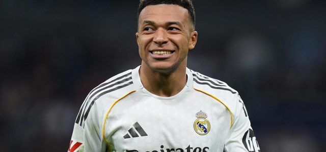 La Liga Soccer: Stream Valencia vs. Real Madrid Live From Anywhere