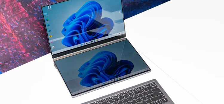 Lenovo’s Latest Wacky Concepts Include a Laptop With a Built-in Portable Monitor